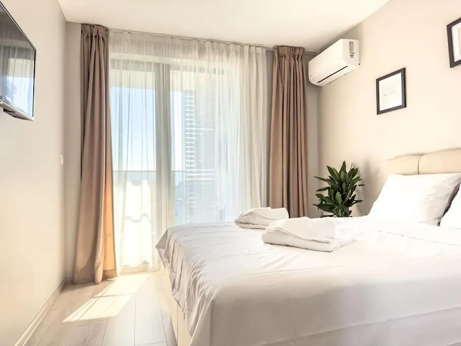 Modern 1Br Apartment With Free Parking And Free Gym Pass プロヴディフ